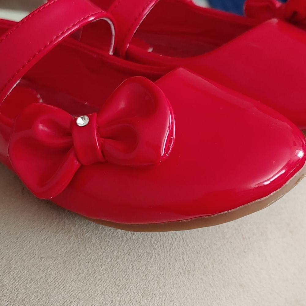 Red Dream Paris dress shoes